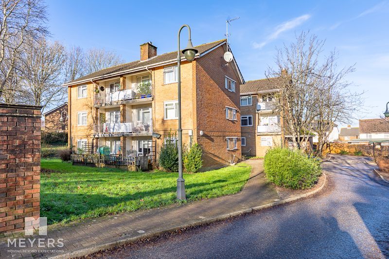 2 bed flat for sale in Turbary Park Avenue, Bournemouth BH11, £170,000