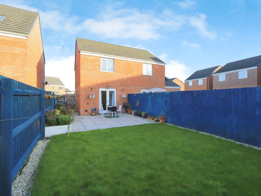 2 bed semi-detached house for sale in Filton Place, Wolverhampton, West Midlands WV2, £190,000