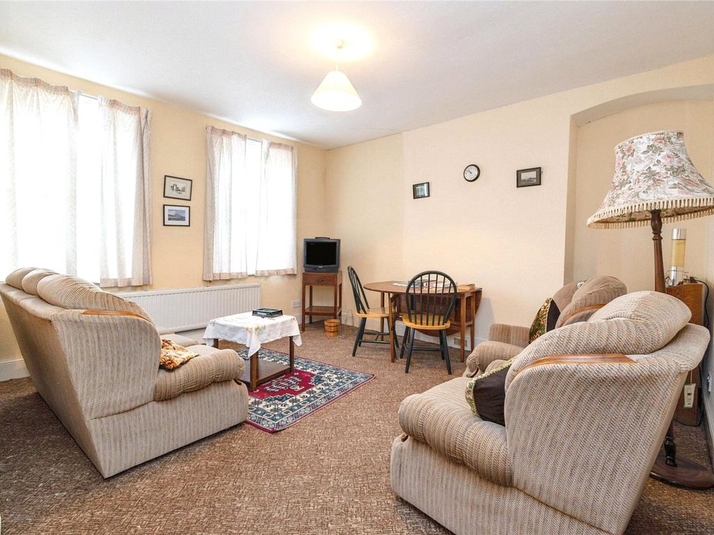 1 bed flat for sale in Langdale Terrace, Whitby YO21, £100,000
