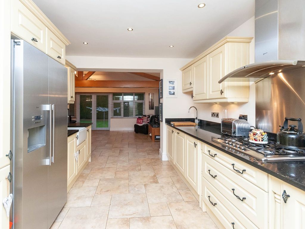 3 bed detached house for sale in Culcheth Hall Drive, Culcheth WA3, £825,000