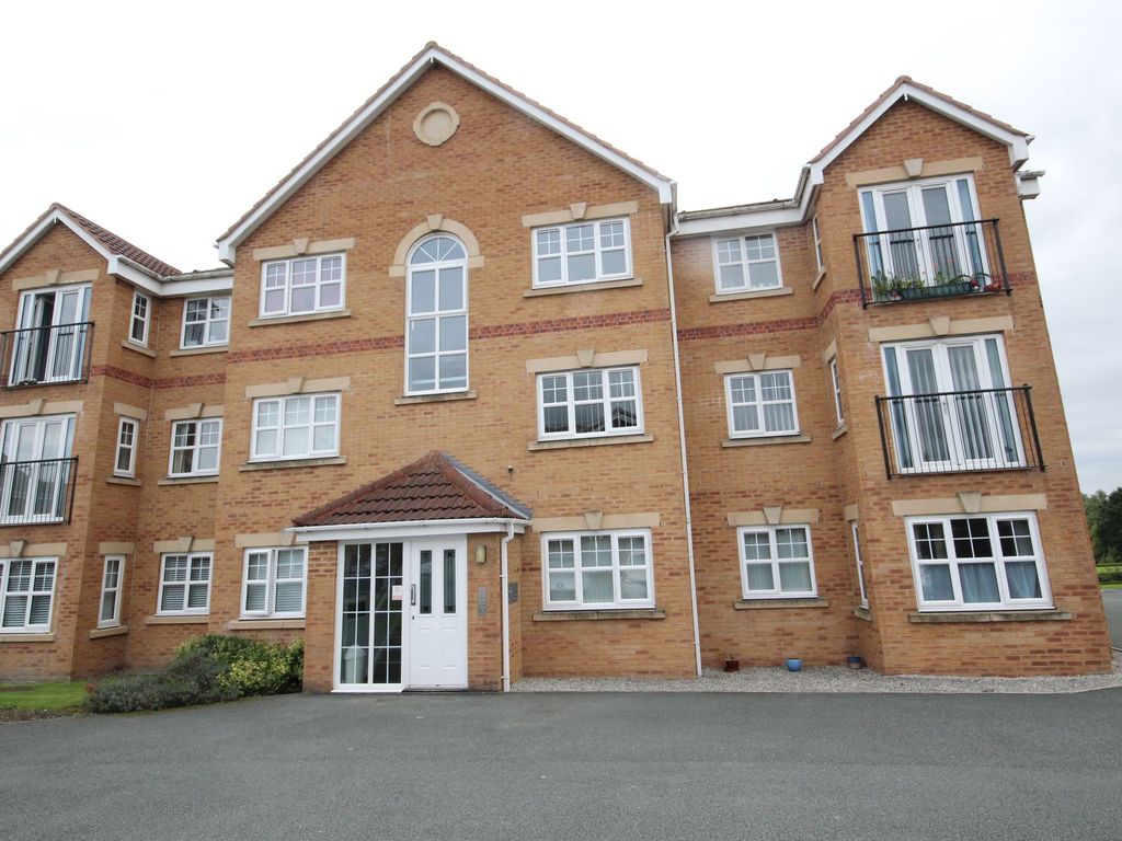2 bed flat for sale in Longacre, Hindley Green WN2, £90,000