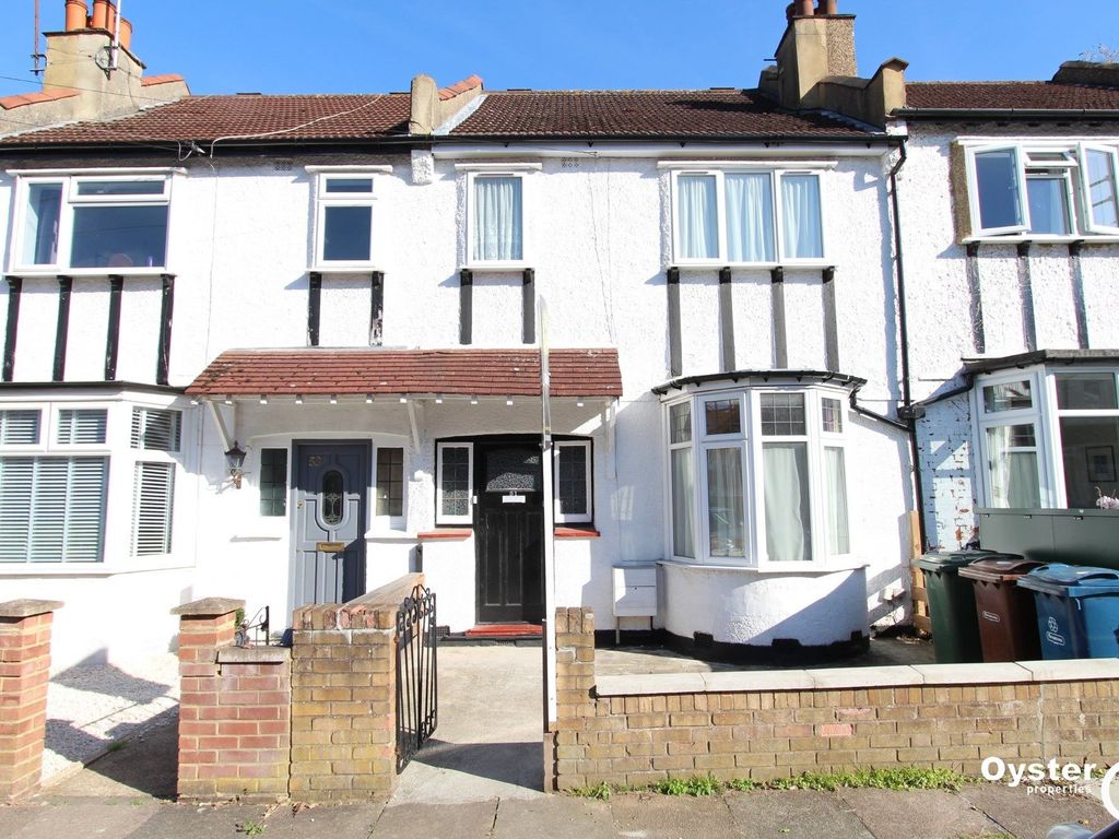 4 bed terraced house to rent in Bedford Road, Harrow HA1, £2,100 pcm