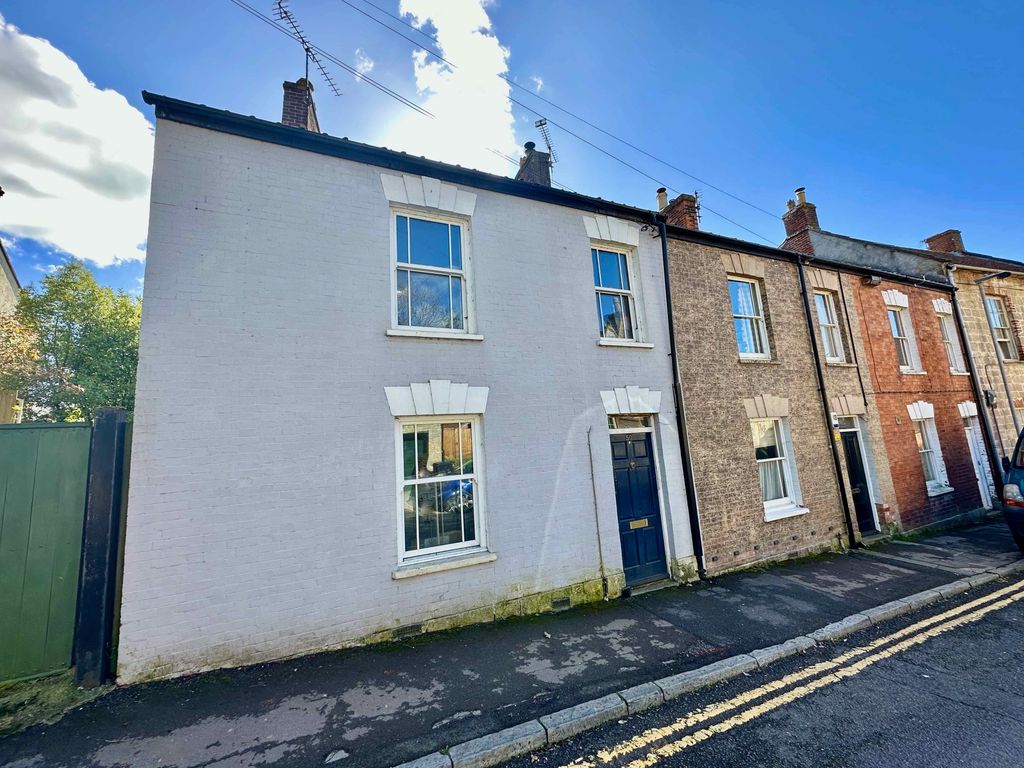 Town house for sale in 50, Bove Town, Glastonbury, Somerset BA6, £250,000