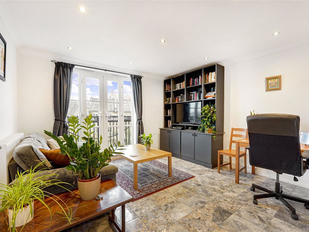 2 bed flat for sale in Herbert Mews, London SW2, £460,000