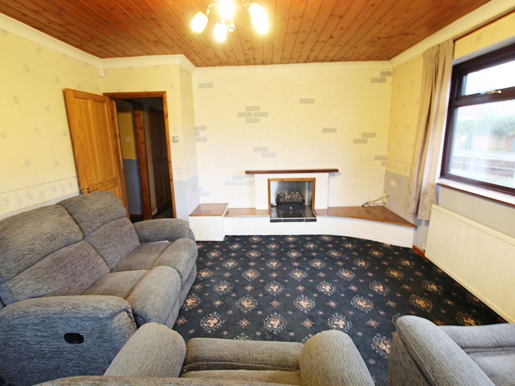 3 bed detached bungalow for sale in Helen Street, Golborne WA3, £195,000