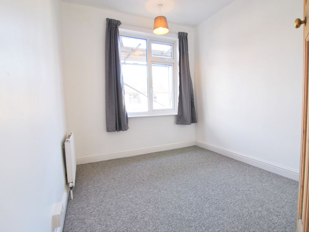 3 bed semi-detached house to rent in Julian Road, West Bridgford, Nottingham, Nottinghamshire NG2, £1,495 pcm