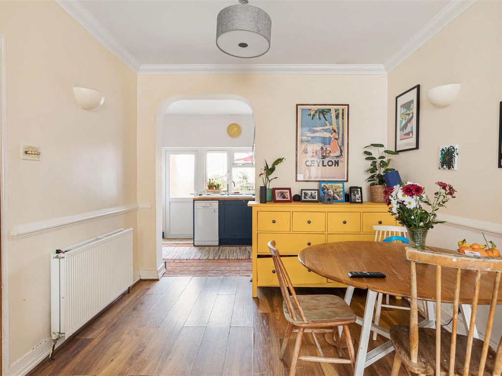 3 bed property for sale in Parkstone Road, London E17, £575,000