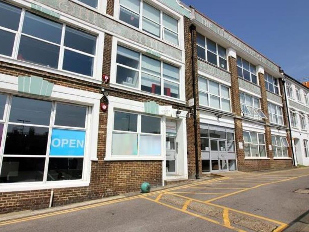 Office to let in Fonthill Road, Hove BN3, £9,000 pa