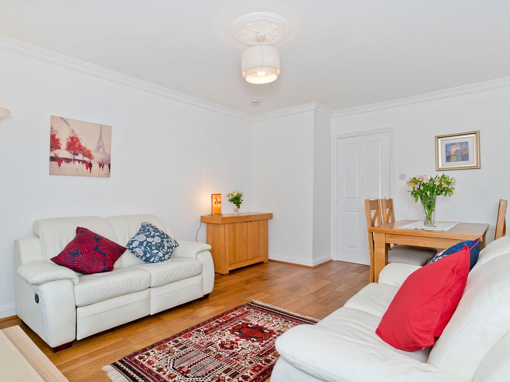 2 bed flat for sale in New Cut Rigg, Edinburgh EH6, £285,000