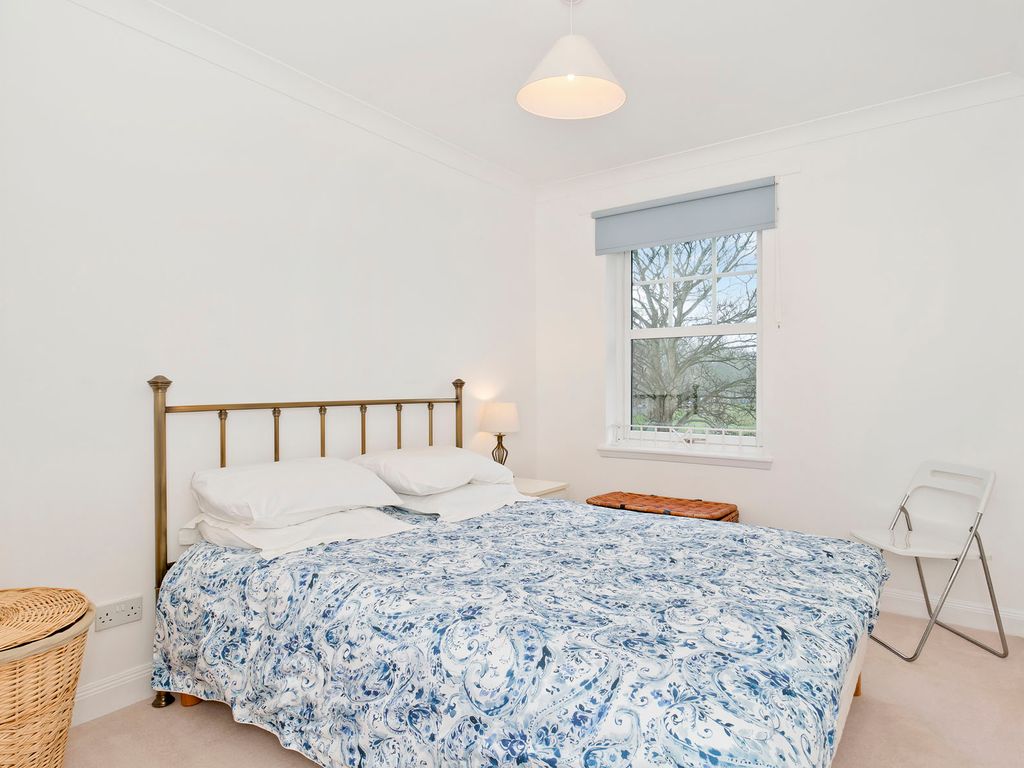2 bed flat for sale in New Cut Rigg, Edinburgh EH6, £285,000