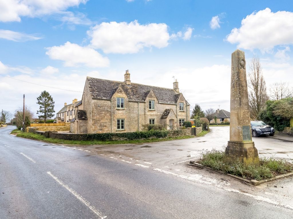 3 bed detached house for sale in Down Ampney, Cirencester, Gloucestershire GL7, £675,000