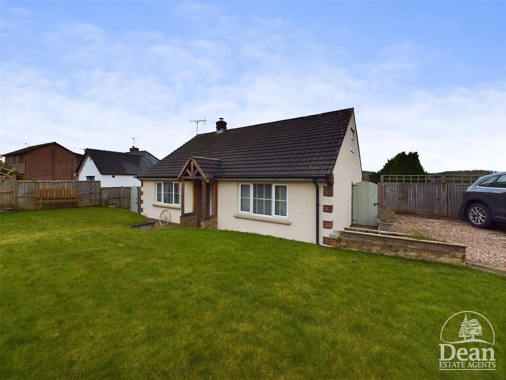 2 bed bungalow for sale in Victoria Street, Cinderford GL14, £290,000