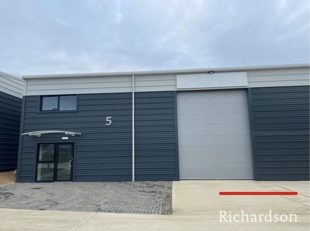 Warehouse to let in Thames Court, Enterprise Park, Yaxley, Peterborough PE7, £22,500 pa