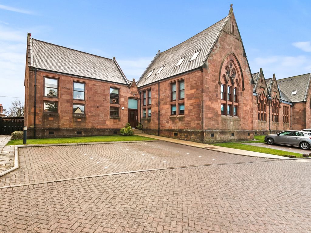 3 bed flat for sale in School Lane, Bothwell, Glasgow G71, £260,000