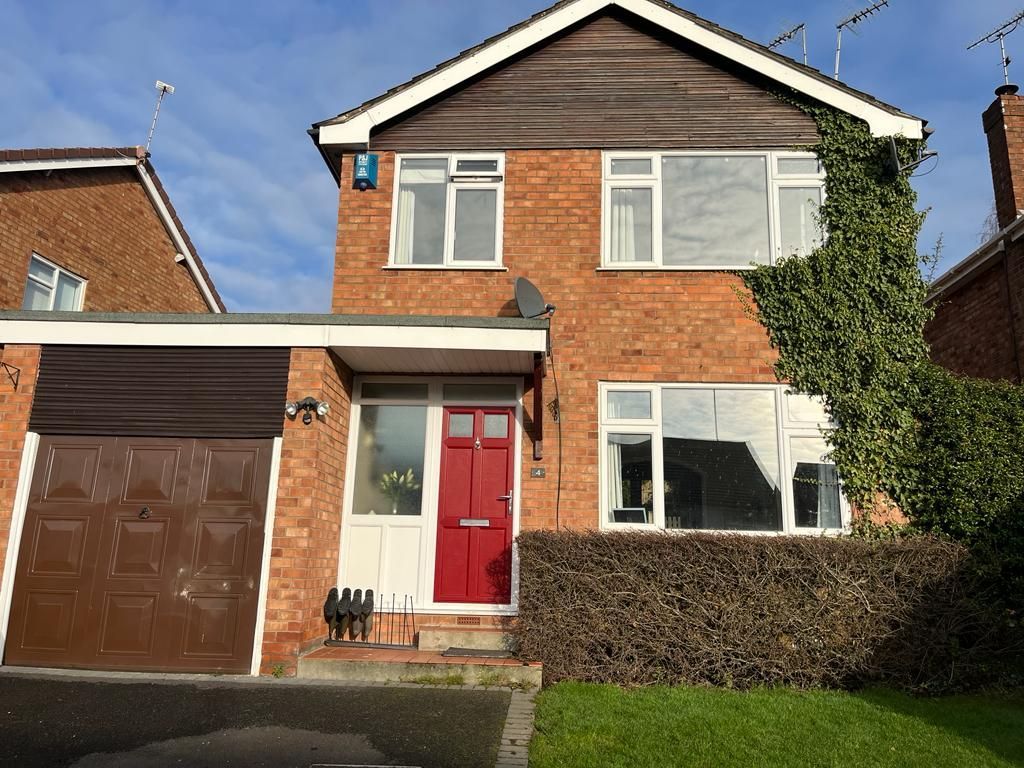 3 bed detached house for sale in Wisterdale Close, Wistaston, Crewe CW2, £260,000