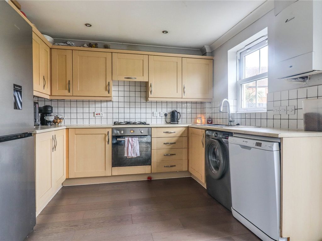 3 bed terraced house for sale in Turner Close, Black Notley CM77, £375,000