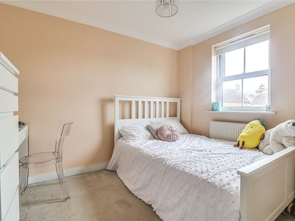 3 bed terraced house for sale in Turner Close, Black Notley CM77, £375,000