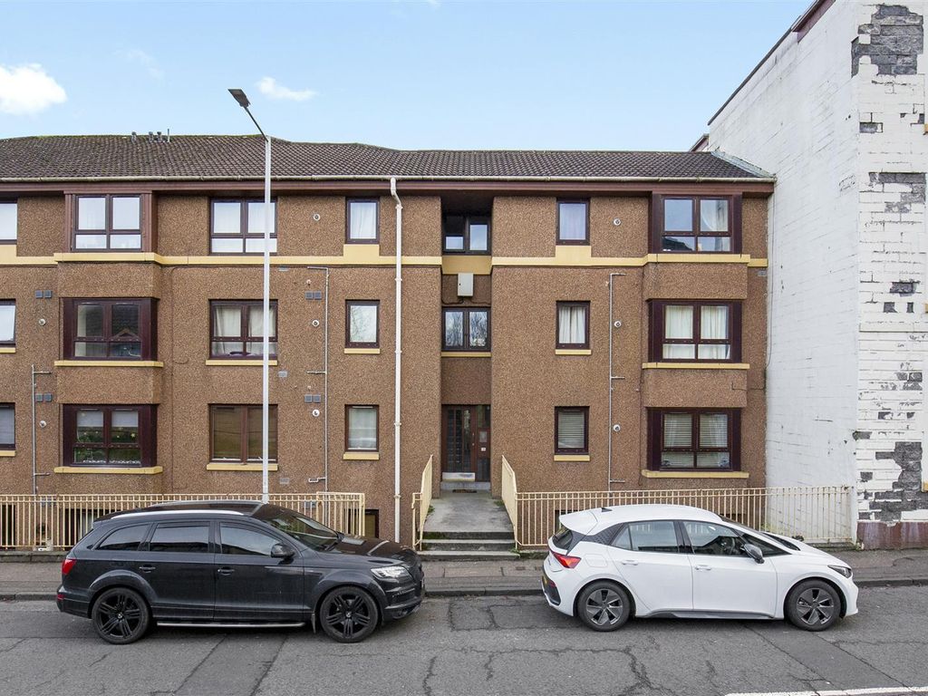 1 bed flat for sale in 40D William Street, Dunfermline KY12, £63,995
