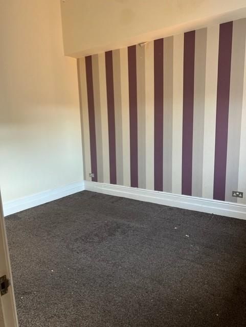 2 bed flat to rent in Merrilocks Road, Crosby, Liverpool L23, £950 pcm