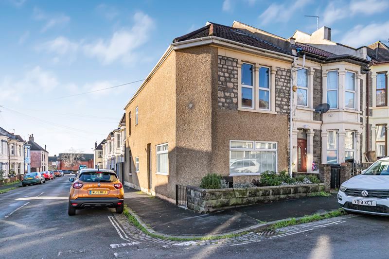 3 bed end terrace house for sale in Gilbert Road, Redfield, Bristol BS5, £415,000