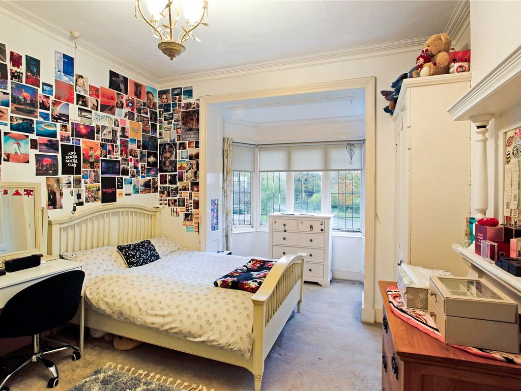 5 bed detached house for sale in Smiths Green, Bishop's Stortford, Hertfordshire CM22, £1,450,000