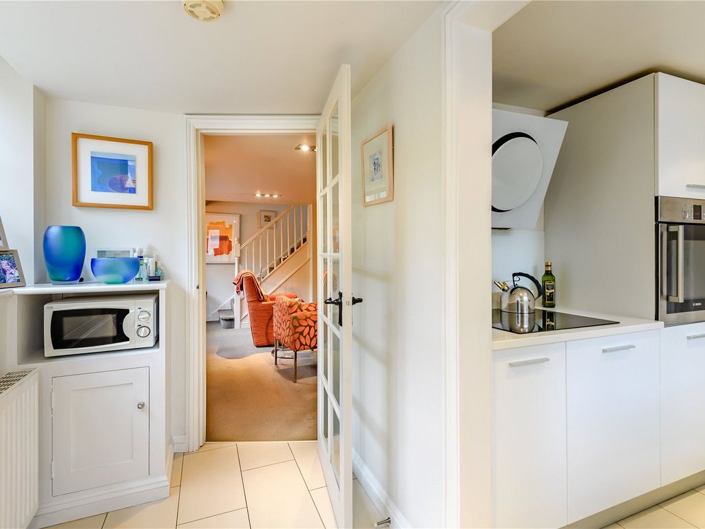 2 bed mews house for sale in St. Marys Street, Stamford, Lincolnshire PE9, £395,000