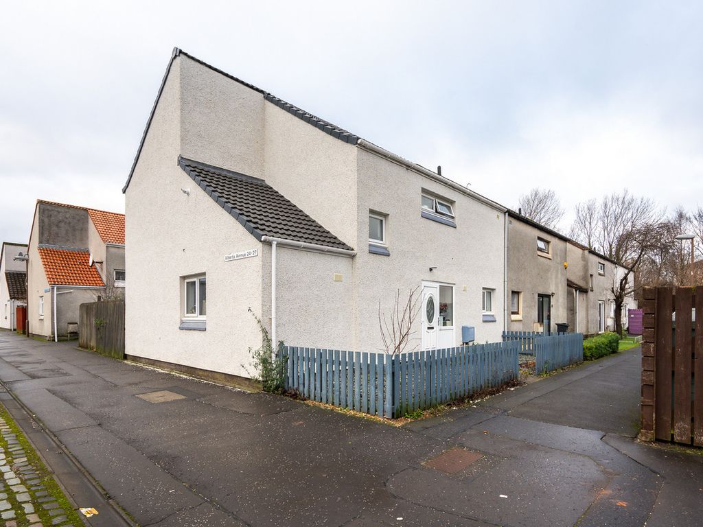 4 bed end terrace house for sale in Alberta Avenue, Livingston EH54, £170,000