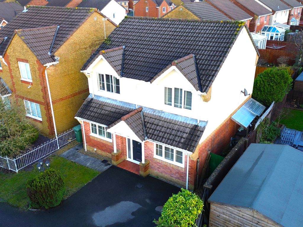 4 bed detached house for sale in Pen Y Groes, Oakdale NP12, £360,000