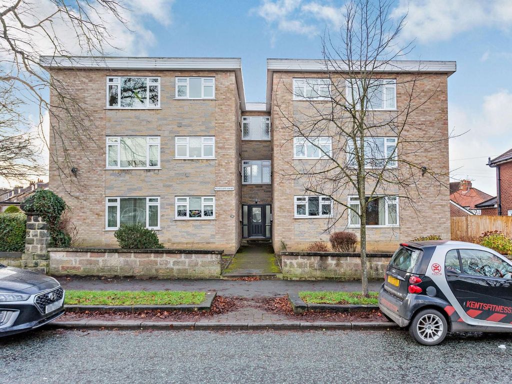 2 bed flat for sale in West Cliffe Court, Cold Bath Road, Harrogate HG2, £195,000