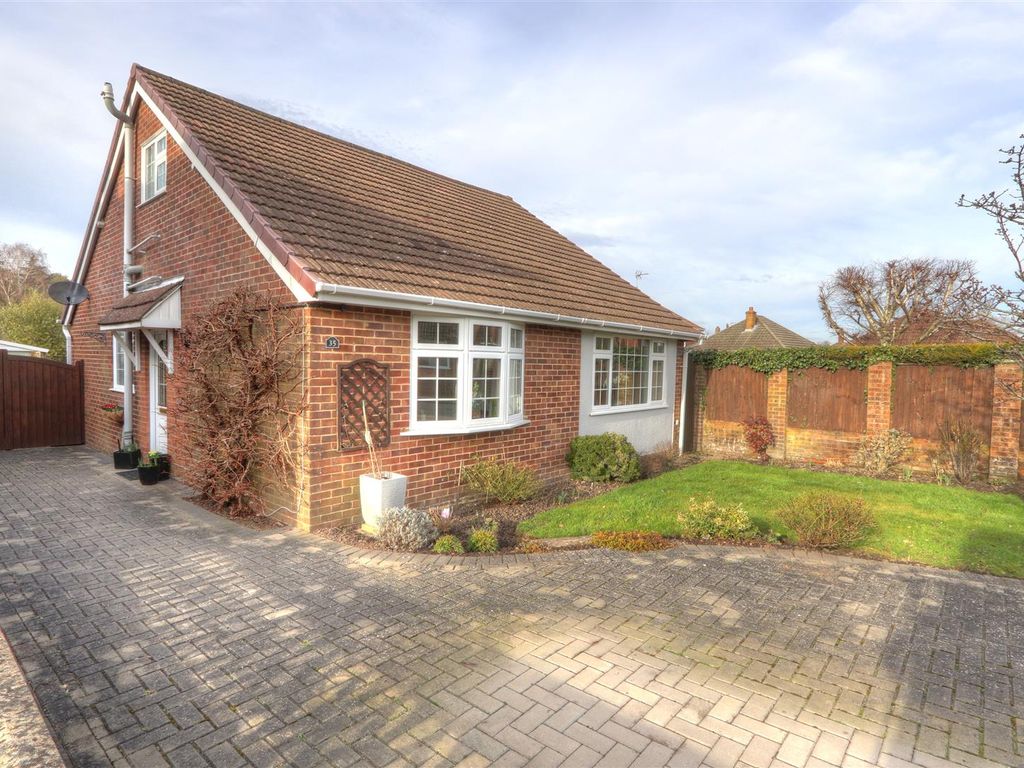 3 bed detached house for sale in Marybridge Close, Totton, Hampshire SO40, £445,000