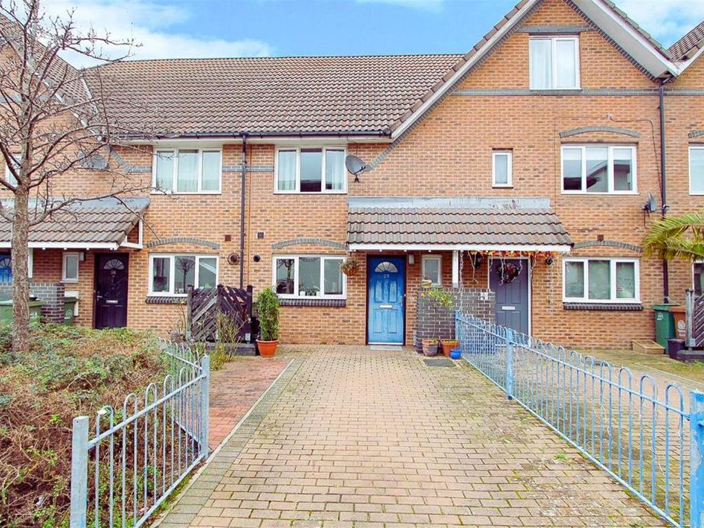 2 bed terraced house for sale in Brown Close, Wallington SM6, £425,000