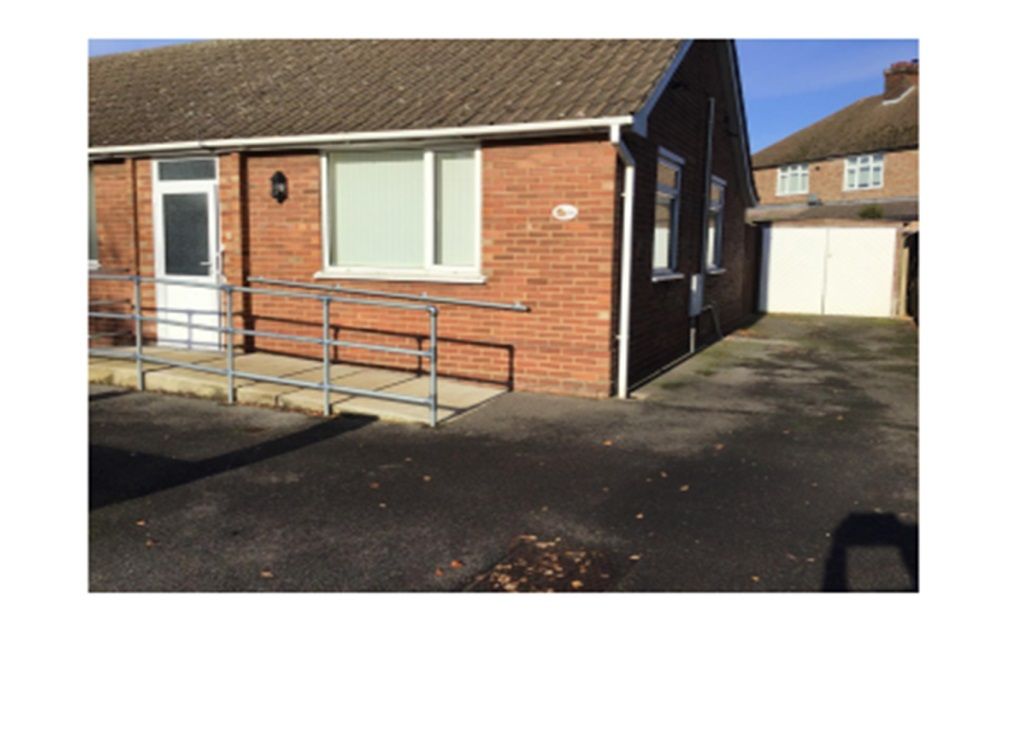 2 bed bungalow to rent in Hillary Close, Ipswich IP4, £1,100 pcm