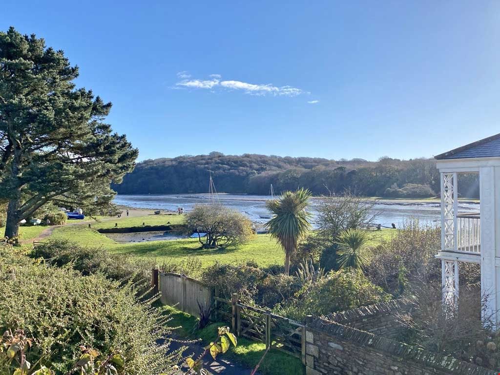 2 bed detached house for sale in Close To Devoran Waterfront, Truro, Cornwall TR3, £625,000