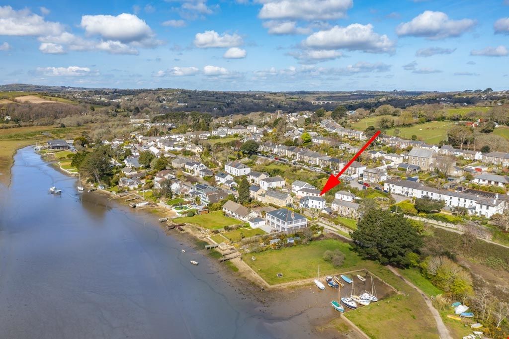 2 bed detached house for sale in Close To Devoran Waterfront, Truro, Cornwall TR3, £625,000