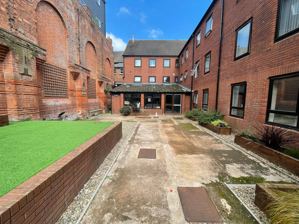 1 bed flat to rent in Thornley Street, Wolverhampton WV1, £491 pcm