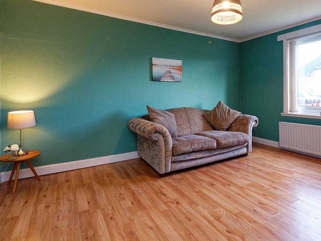 1 bed flat for sale in Auchentoshan Avenue, Clydebank G81, £73,995
