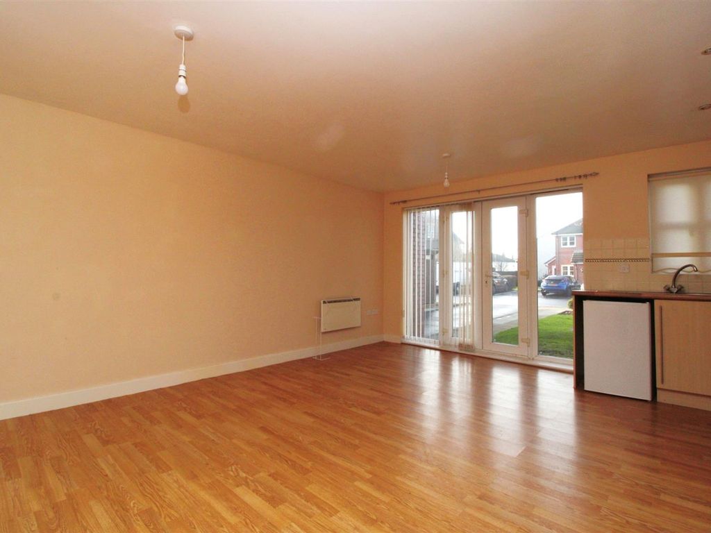 2 bed flat for sale in Bridge Road, Crosby, Liverpool L23, £120,000