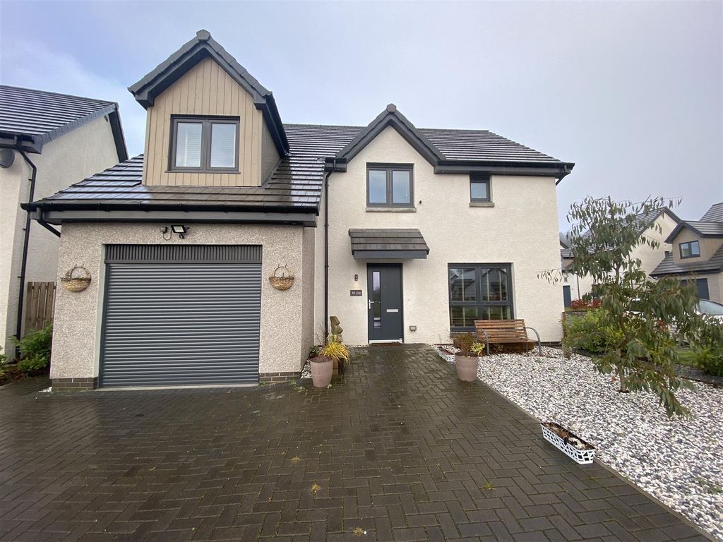 4 bed detached house to rent in David Grimond Place, Rattray, Blairgowrie PH10, £1,600 pcm