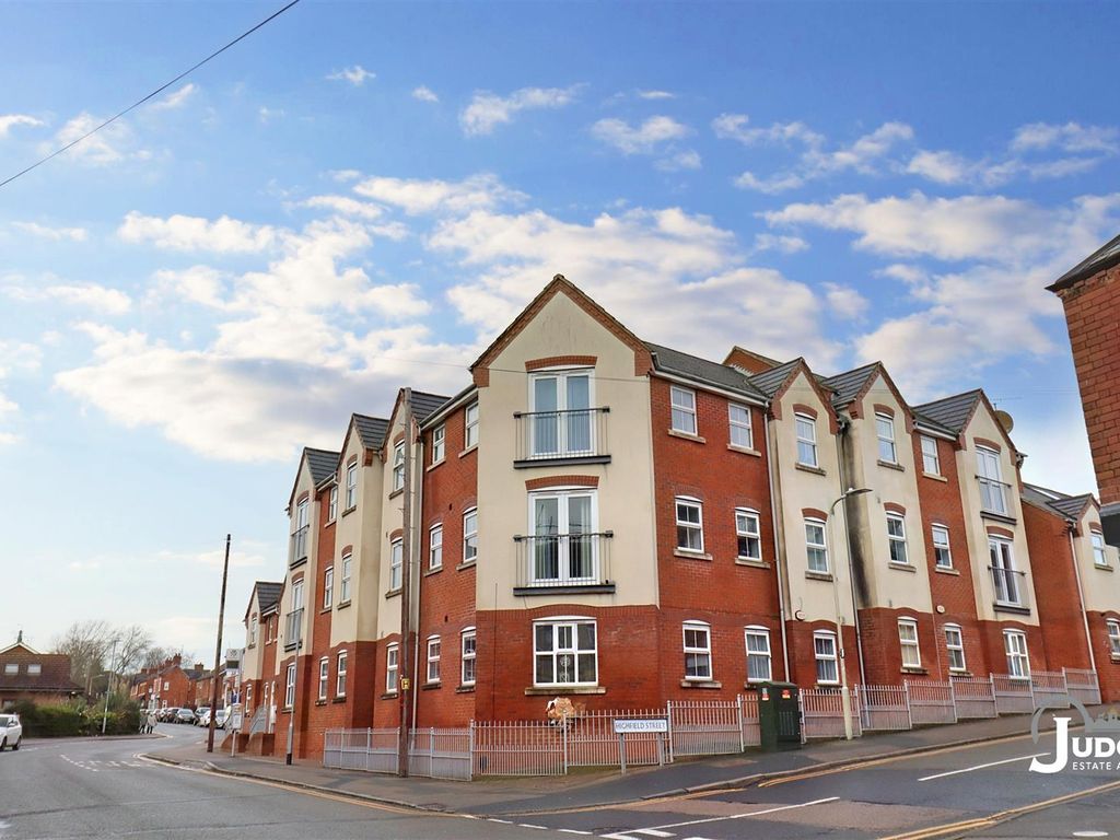 2 bed flat for sale in Hooks Close, Anstey, Leicester LE7, £162,500