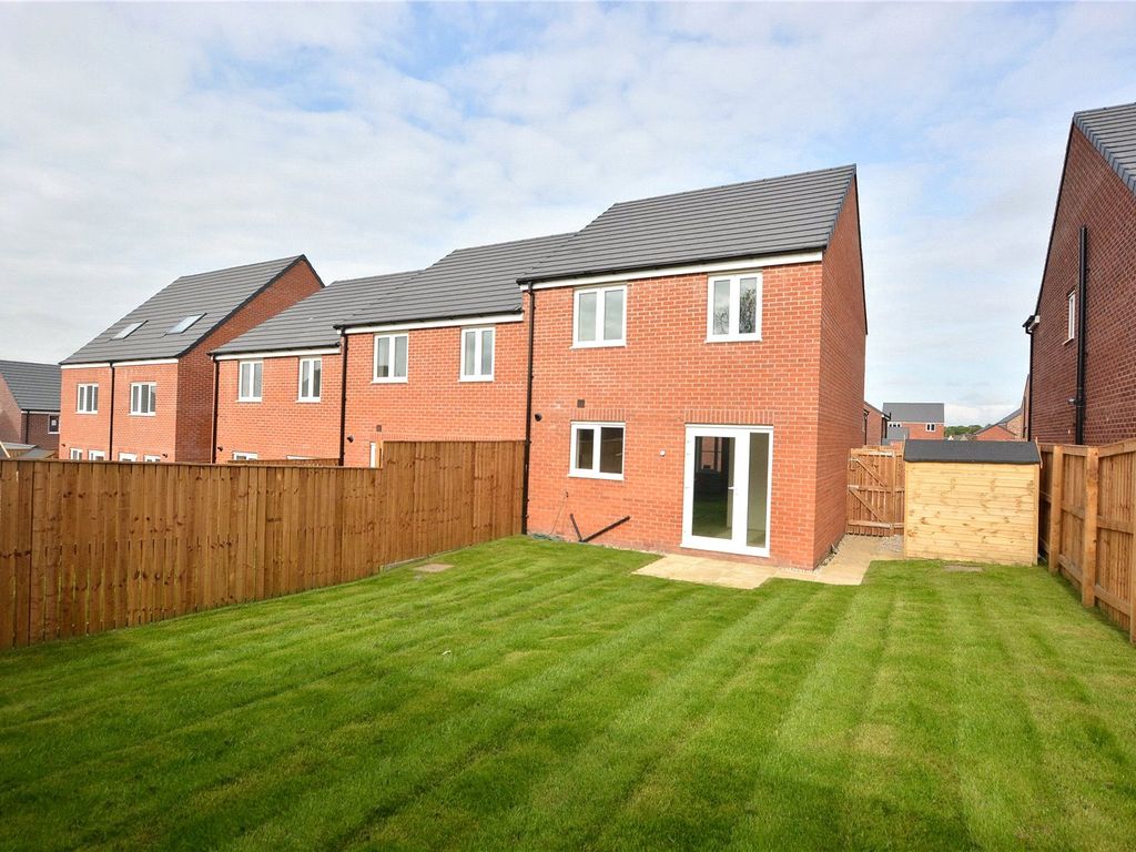 New home, 3 bed town house for sale in Plot 34, Silverwood, Silverwood, Selby Road, Garforth, Leeds LS25, £121,500