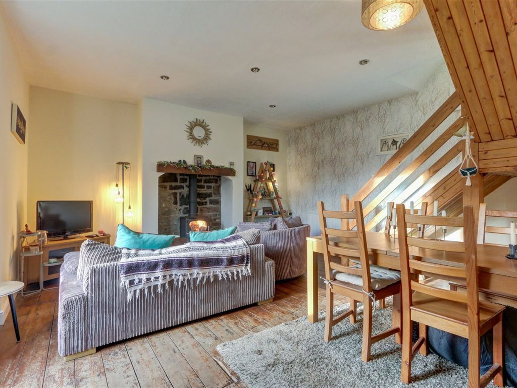 3 bed end terrace house for sale in 1 Caldicott House, Office Row, Burradon NE23, £225,000