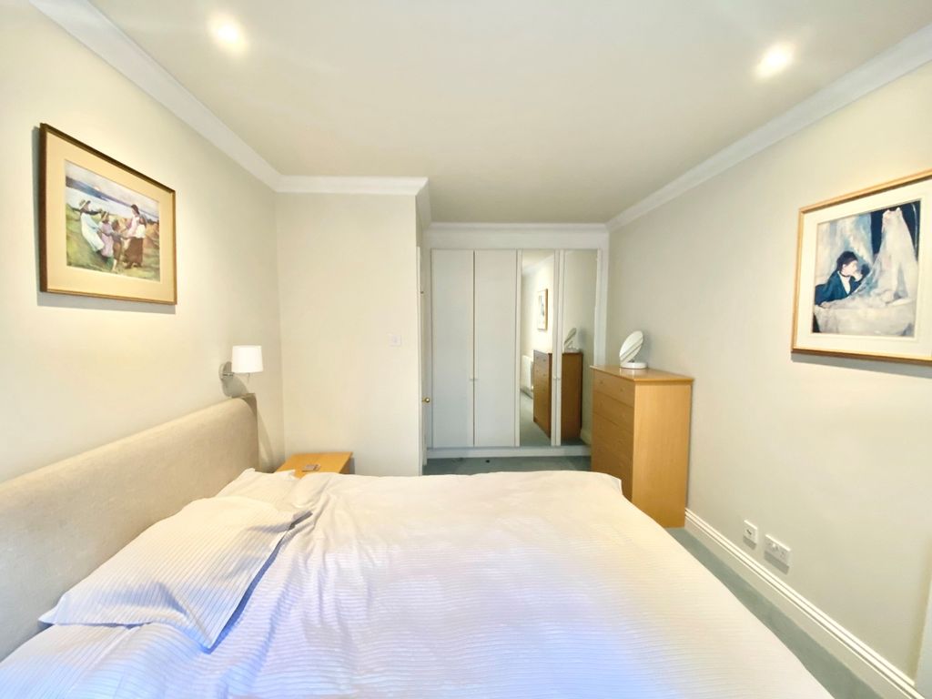 2 bed flat to rent in 10 John Adam Street, London, Greater London WC2N, £3,012 pcm