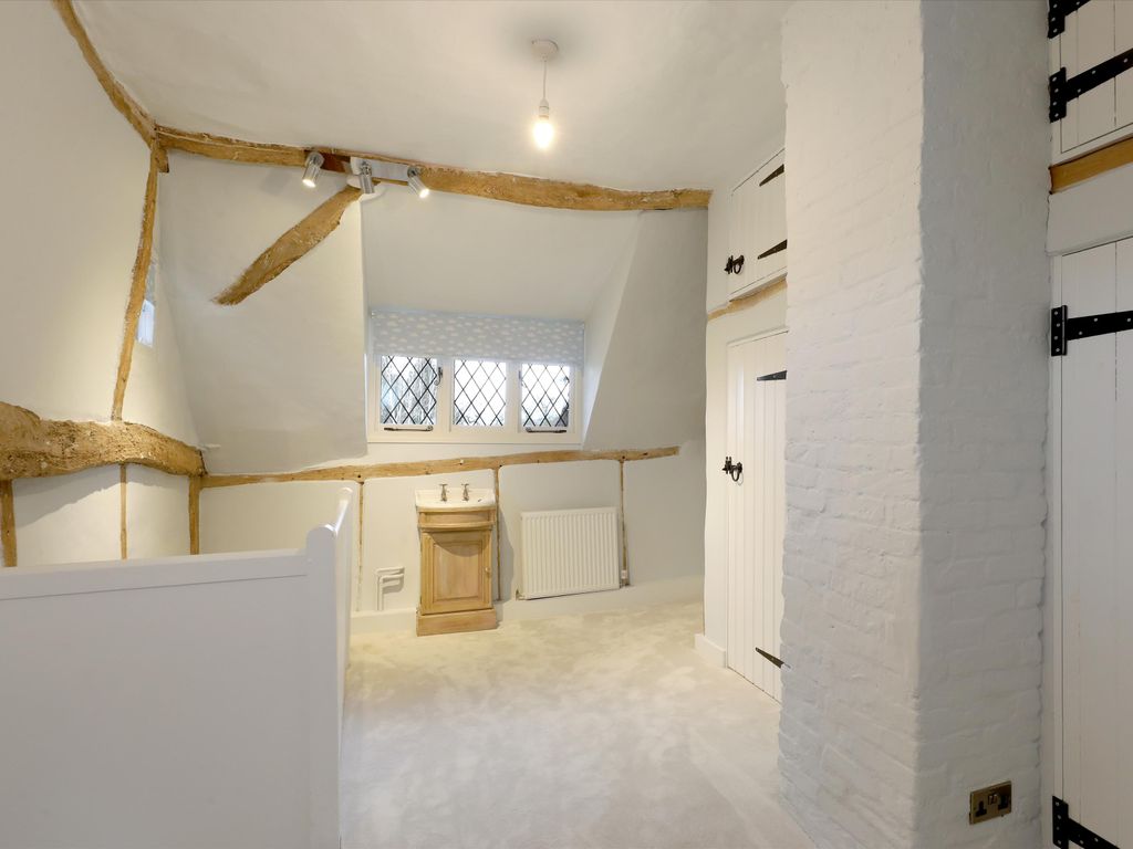 5 bed detached house for sale in Peggs Lane, Buckland, Aylesbury, Buckinghamshire HP22, £1,500,000