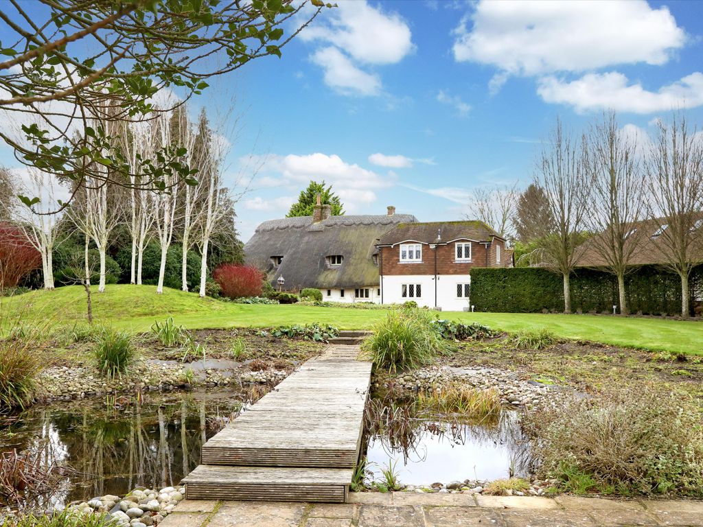 5 bed detached house for sale in Peggs Lane, Buckland, Aylesbury, Buckinghamshire HP22, £1,500,000