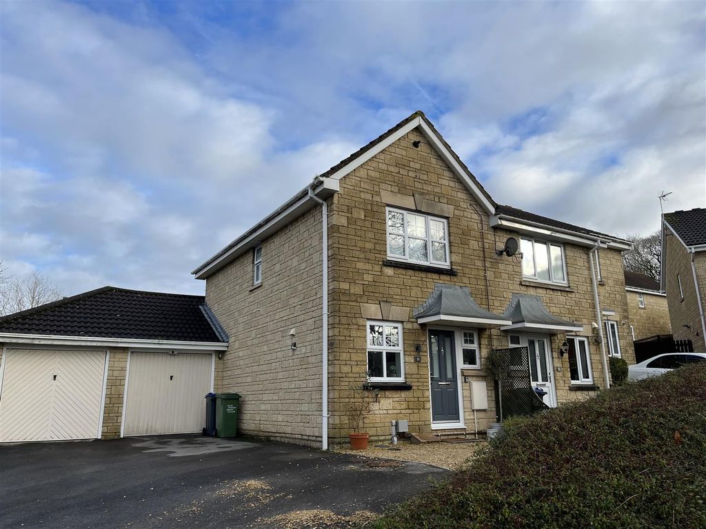 2 bed end terrace house for sale in Celandine Way, Chippenham SN14, £270,000