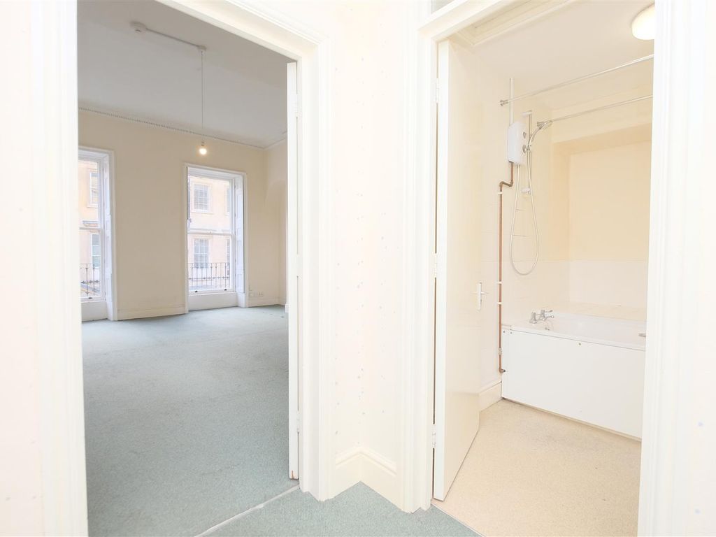 1 bed flat for sale in Rivers Street, Bath BA1, £175,000
