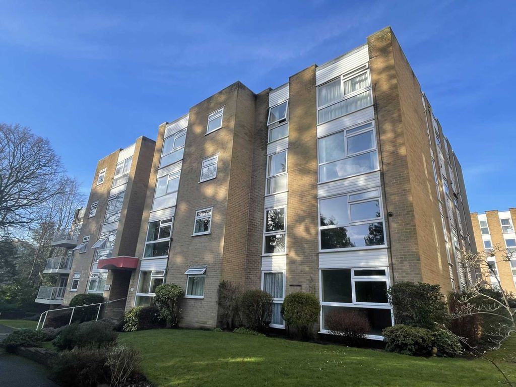 1 bed flat for sale in St Winifreds Road, Bournemouth BH2, £175,000
