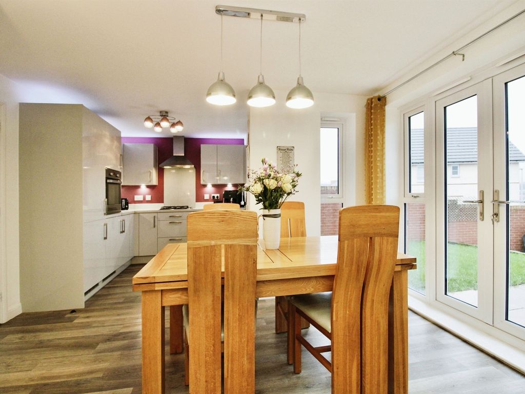 3 bed detached house for sale in Heol Hartrey, Dinas Powys CF64, £410,000