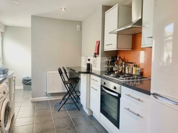 1 bed flat for sale in Hollingbury Road, Brighton BN1, £250,000