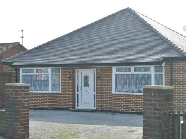 2 bed detached bungalow to rent in Church Road, Banks, Southport PR9, £675 pcm